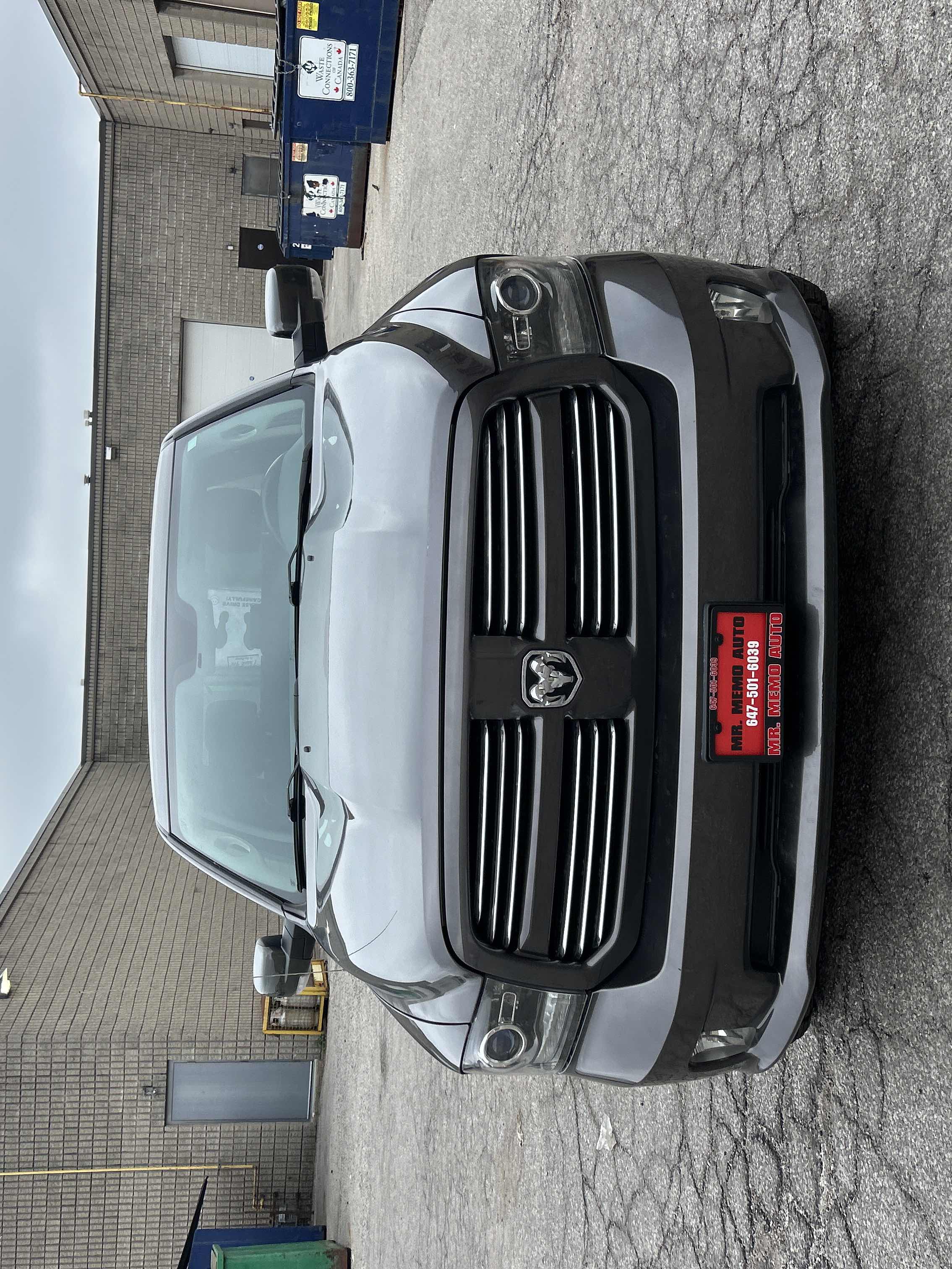 2017 RAM 1500 SPORT